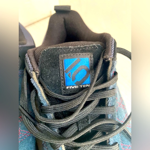 Adidas 5 Ten Hiking Shoe - Picture 6 of 9